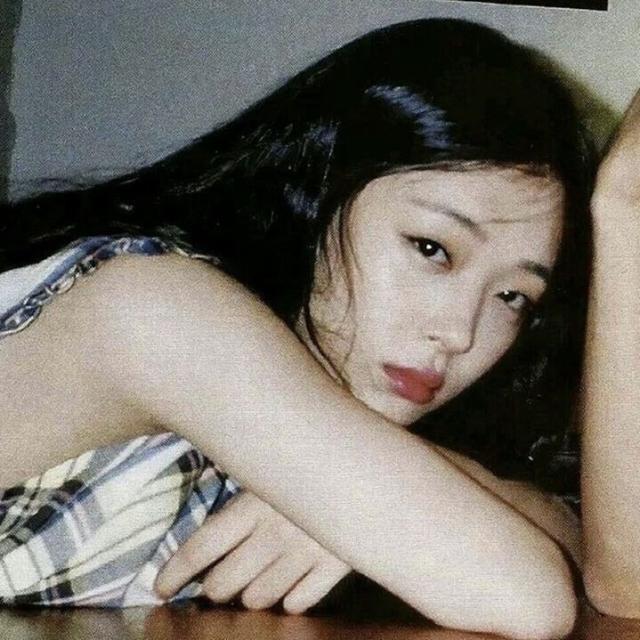 Avatar do grupo bᥲᥱᥒ᥆ιt 𐙚 ̊.